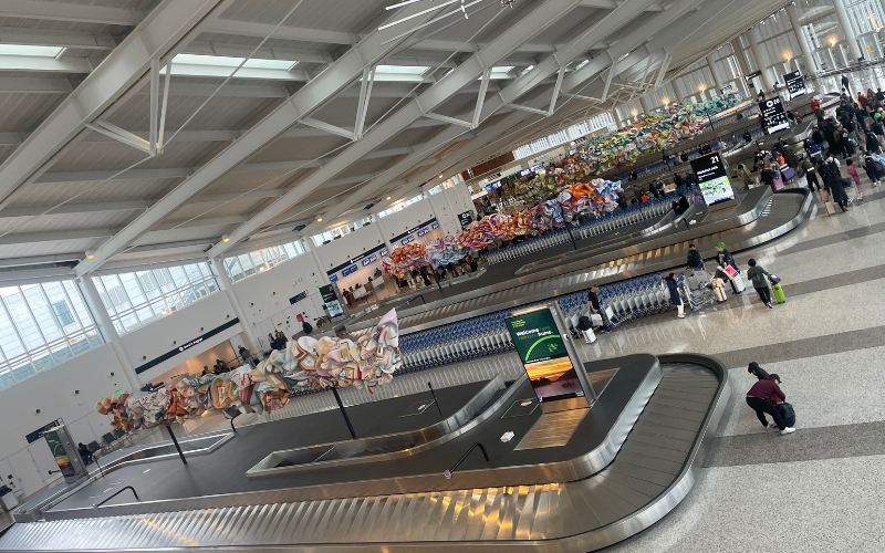 シアトル　空港　乗り換え　留学　カナダ